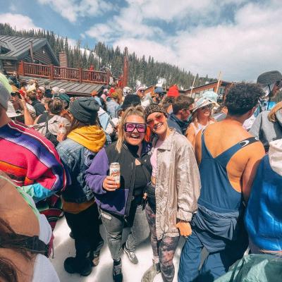 There’s still time left in the season for one more session… skiing, that is. 

📸 @_kpeps