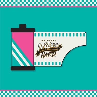 What do we have in common with film? We capture memories in a can.

📸 @primeaucaron